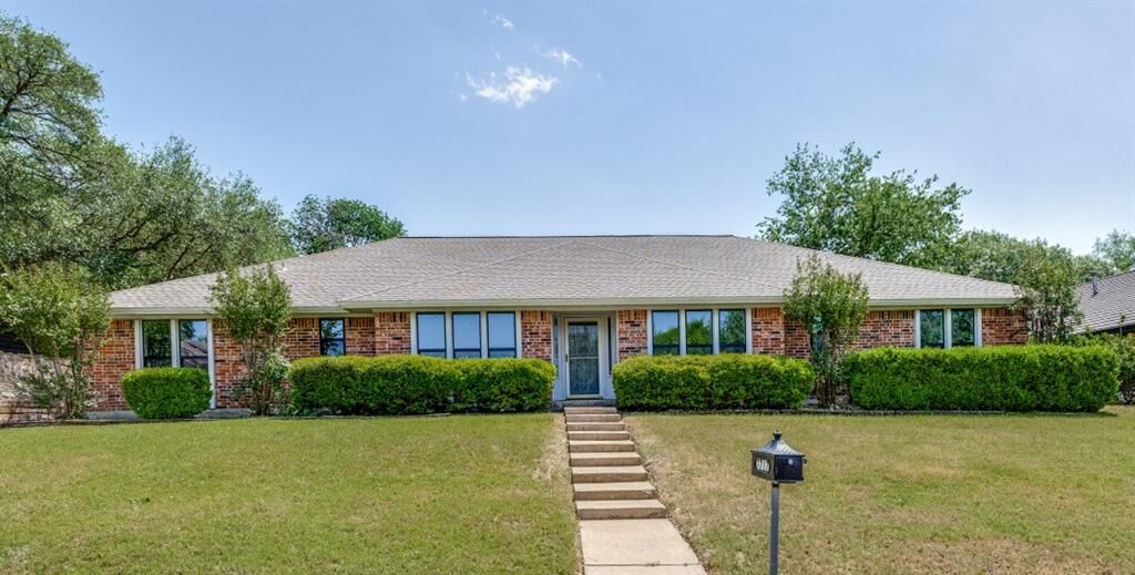 Property Photo: 7717 Woodside Hill TX 76179