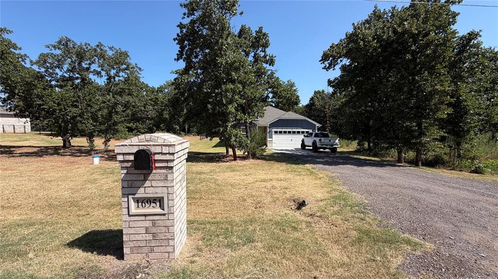 Property Photo: 16951 Buck Circle OK 74857