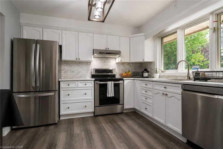 Property Photo: 119 Seneca Drive ON L9G 3B7