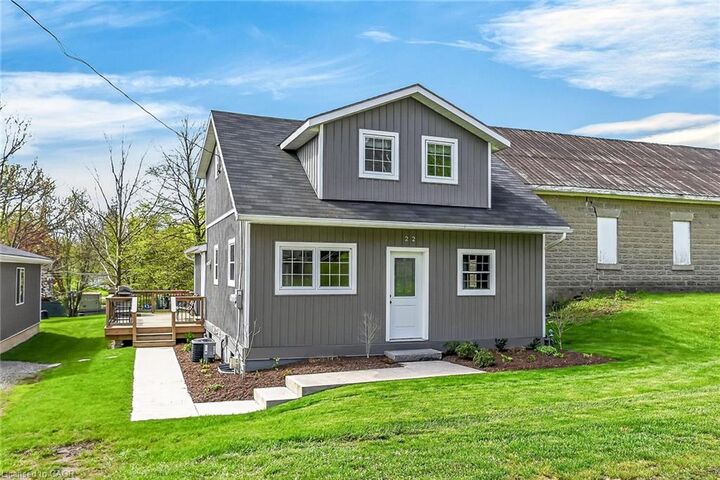 Property Photo: 22 King Avenue ON N0A 1R0