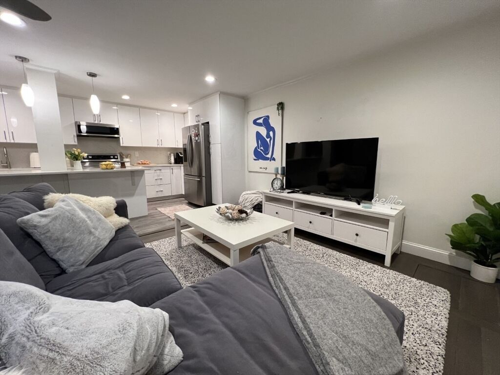 Property Photo: 141 Englewood Ave A MA 02135