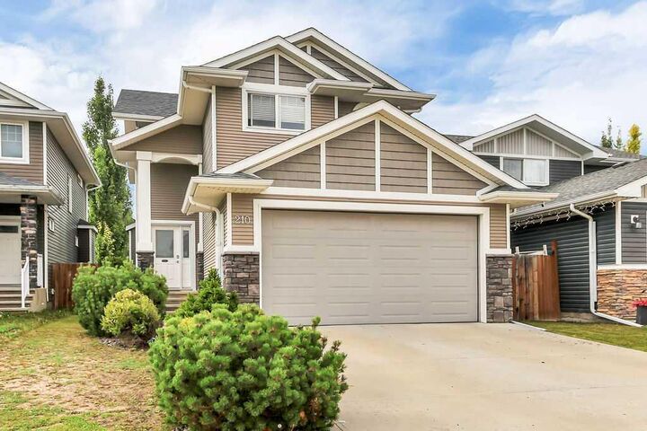 210 Viscount Drive — photo 1