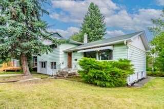 Property Photo:  2628 Capitol Hill Crescent NW  AB T2M 4C3 