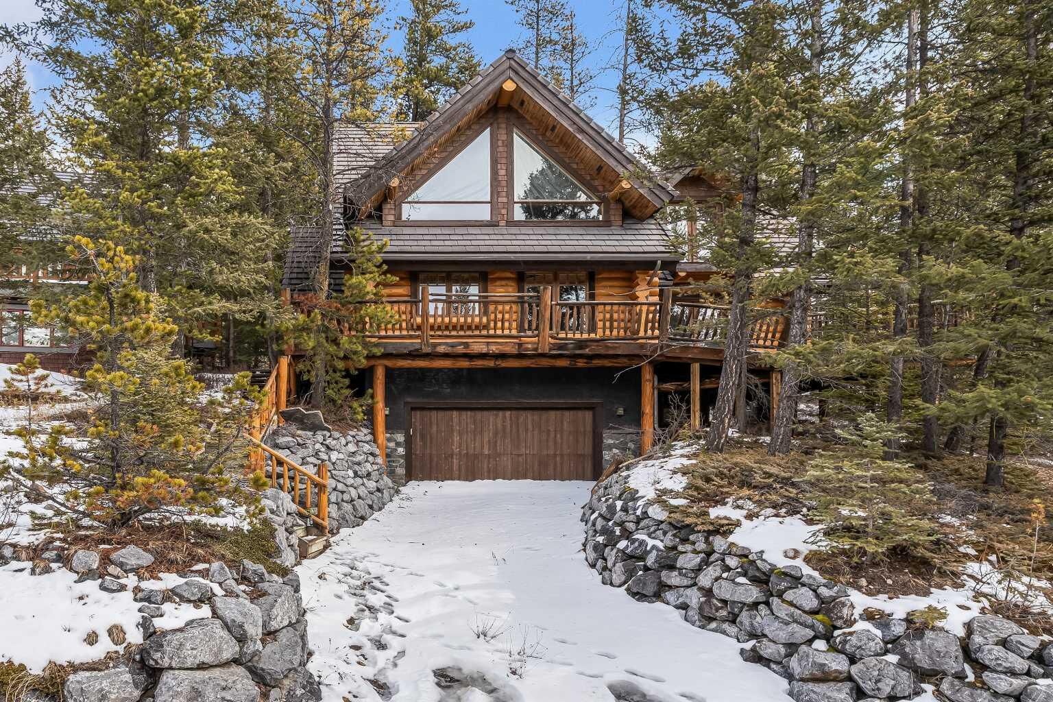 Property Photo:  11 Aspen Glen  AB T1W 1A6 
