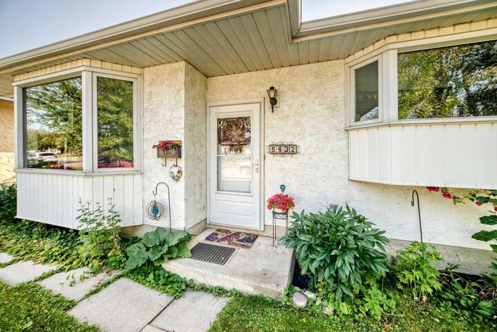 Property Photo: 6432 Rundlehorn Drive NE AB T1Y 2B8