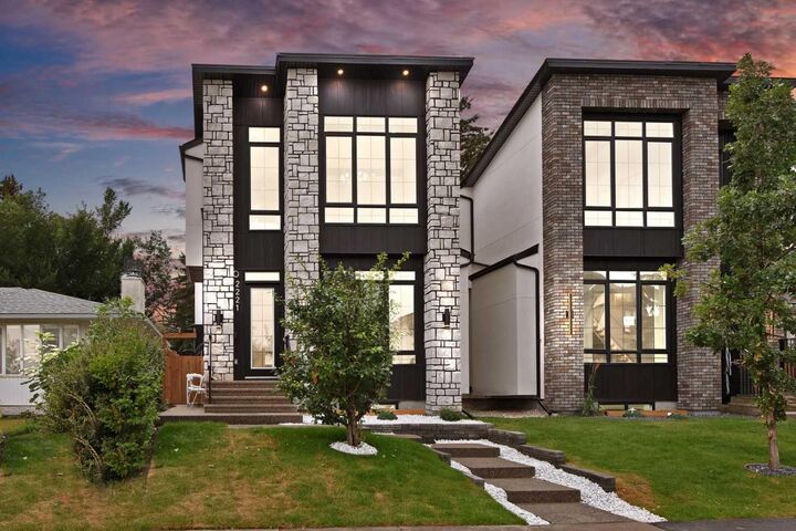 Property Photo: 2221 Halifax Crescent NW AB T2M 4E1