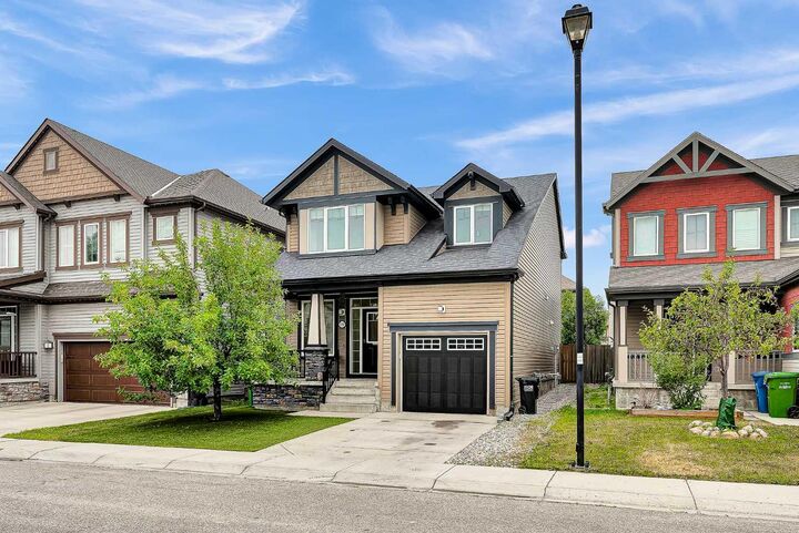 Property Photo: 122 Windridge Road SW AB T4B 2R4