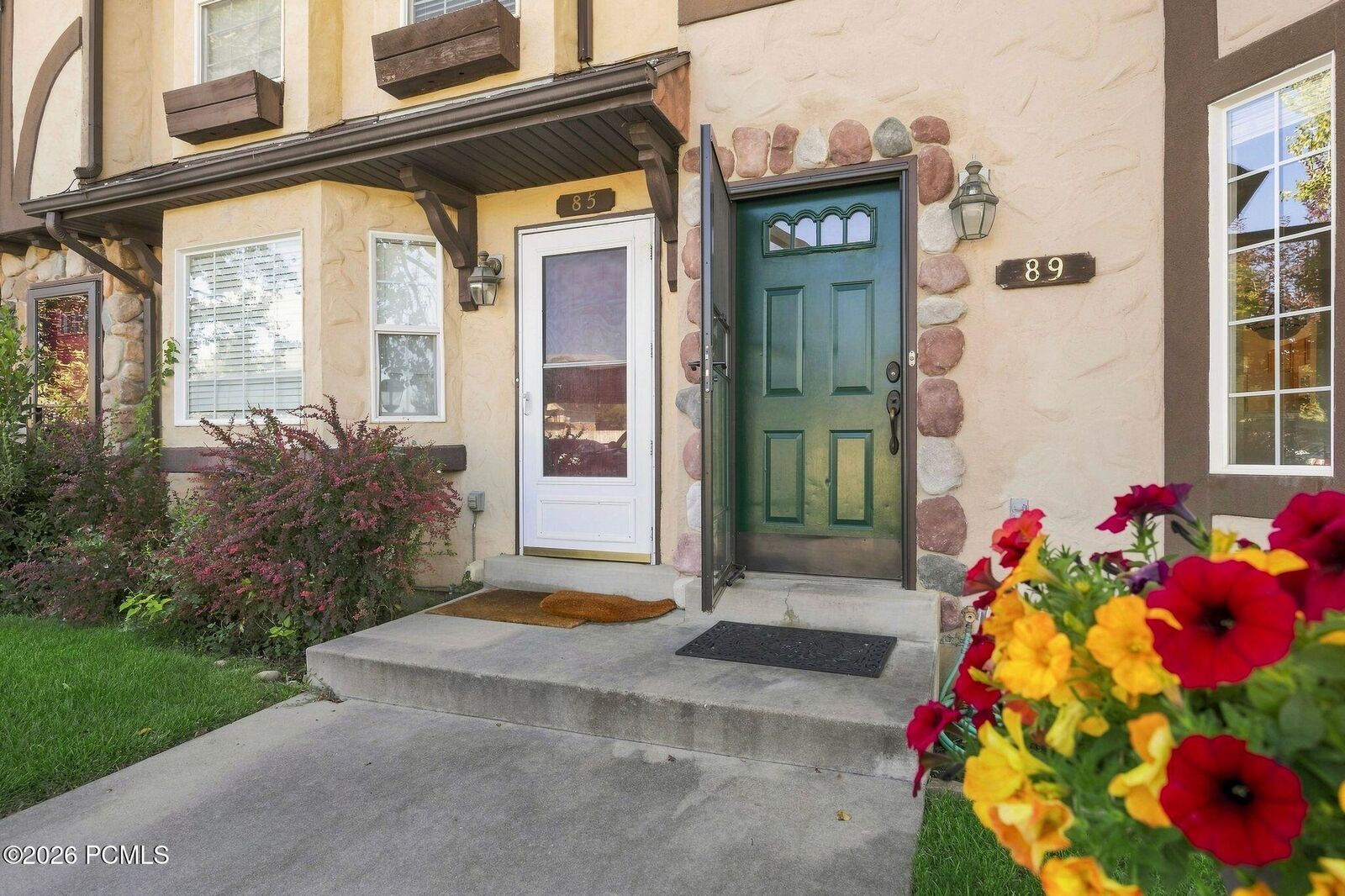 Property Photo:  89 S Hamlet Circle W  UT 84049 