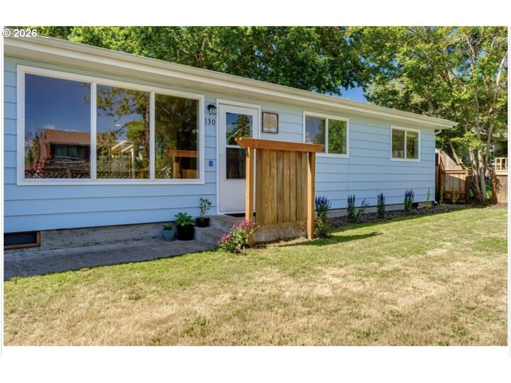Property Photo:  130 E 31st Ave  OR 97405 