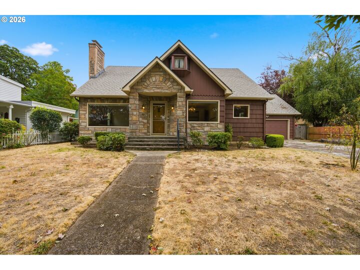 Property Photo: 470 Miller St OR 97302