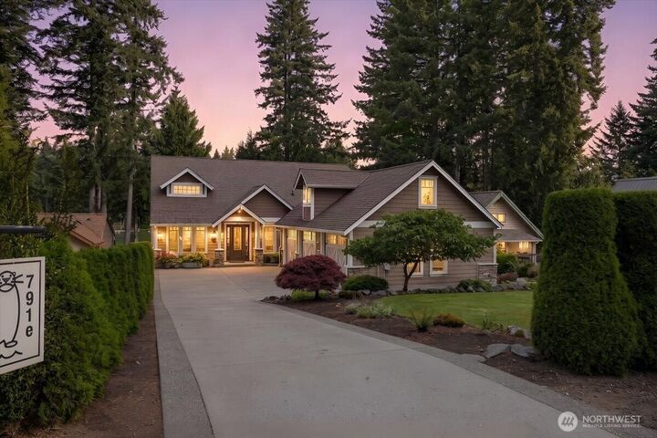 Property Photo: 791 E Ballantrae Drive WA 98584