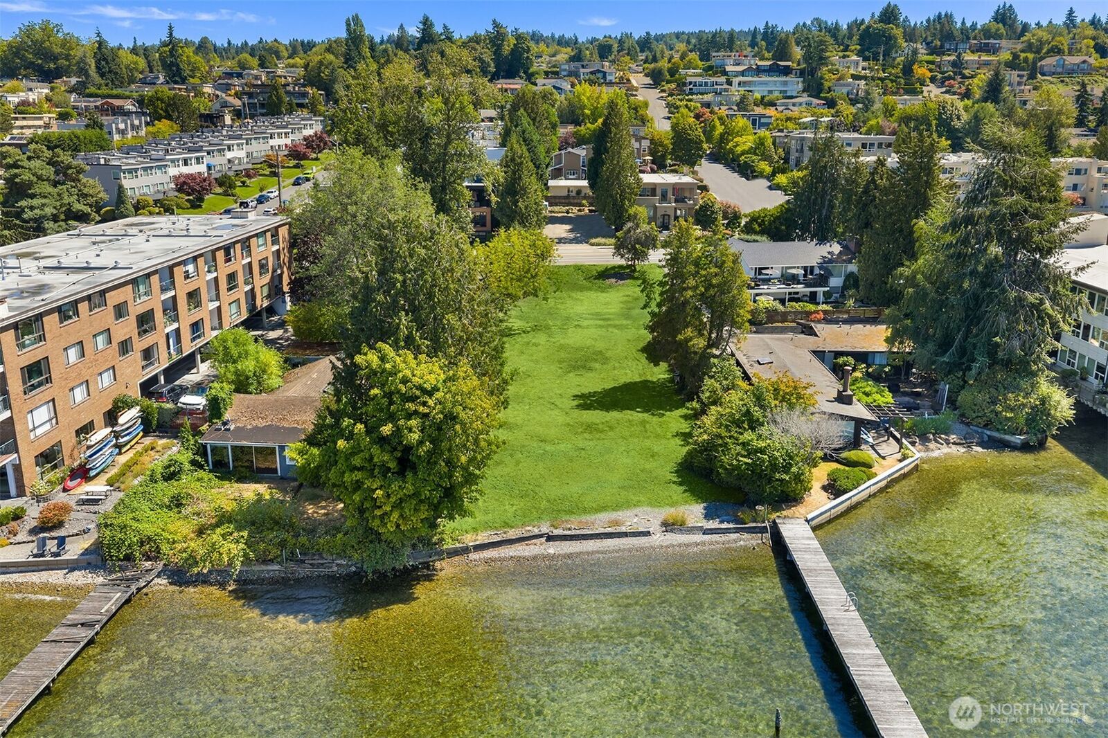 Property Photo: 6211 Lake Washington Boulevard NE WA 98033