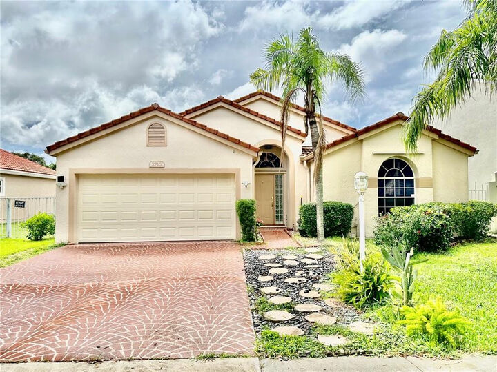 Property Photo:  2710 Bogota Avenue  FL 33026 