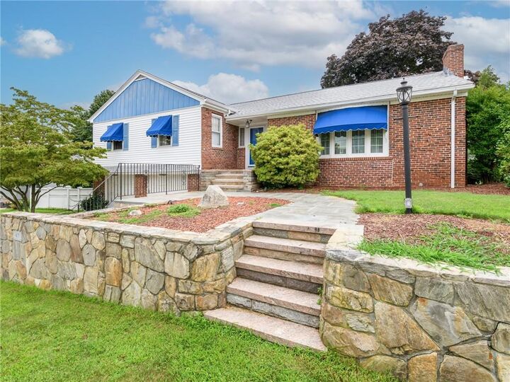 Property Photo:  47 Homeland Street  RI 02919 