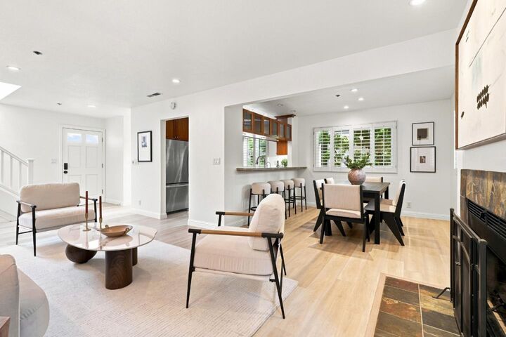 Property Photo:  1341 Alma Street  CA 94301 
