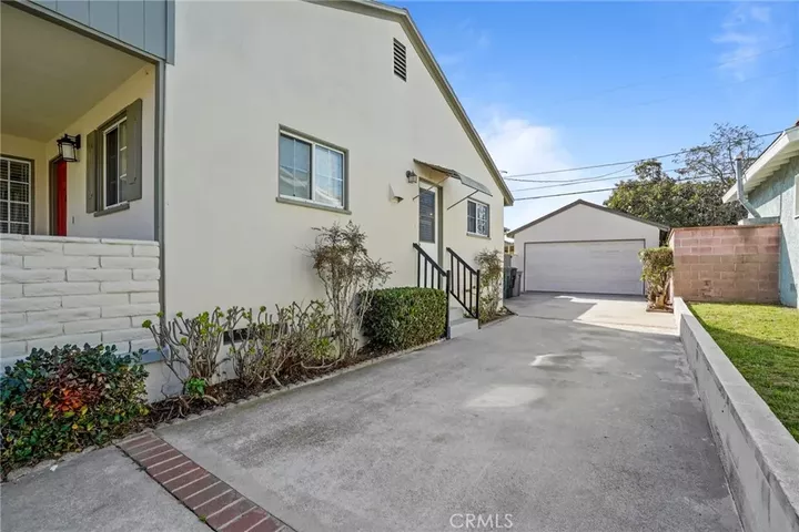 Property Photo:  5000 Merrill Street  CA 90503 