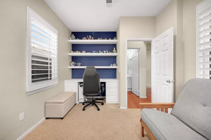 Property Photo: 10287 Spruce Woodlands Way CA 92026