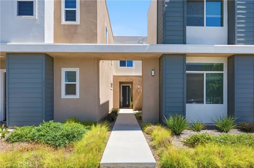 Property Photo: 27628 Exploration CA 91381