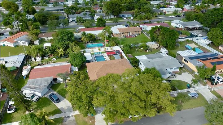 Property Photo: 10245 SW 212th St FL 33189