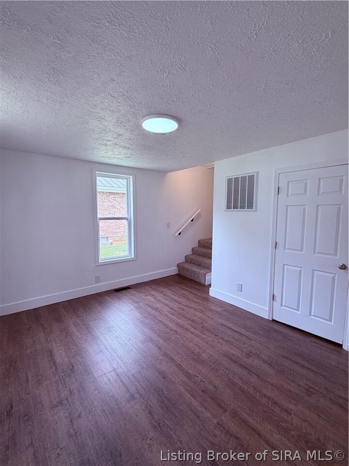 Property Photo: 518 Liberty Street IN 47043