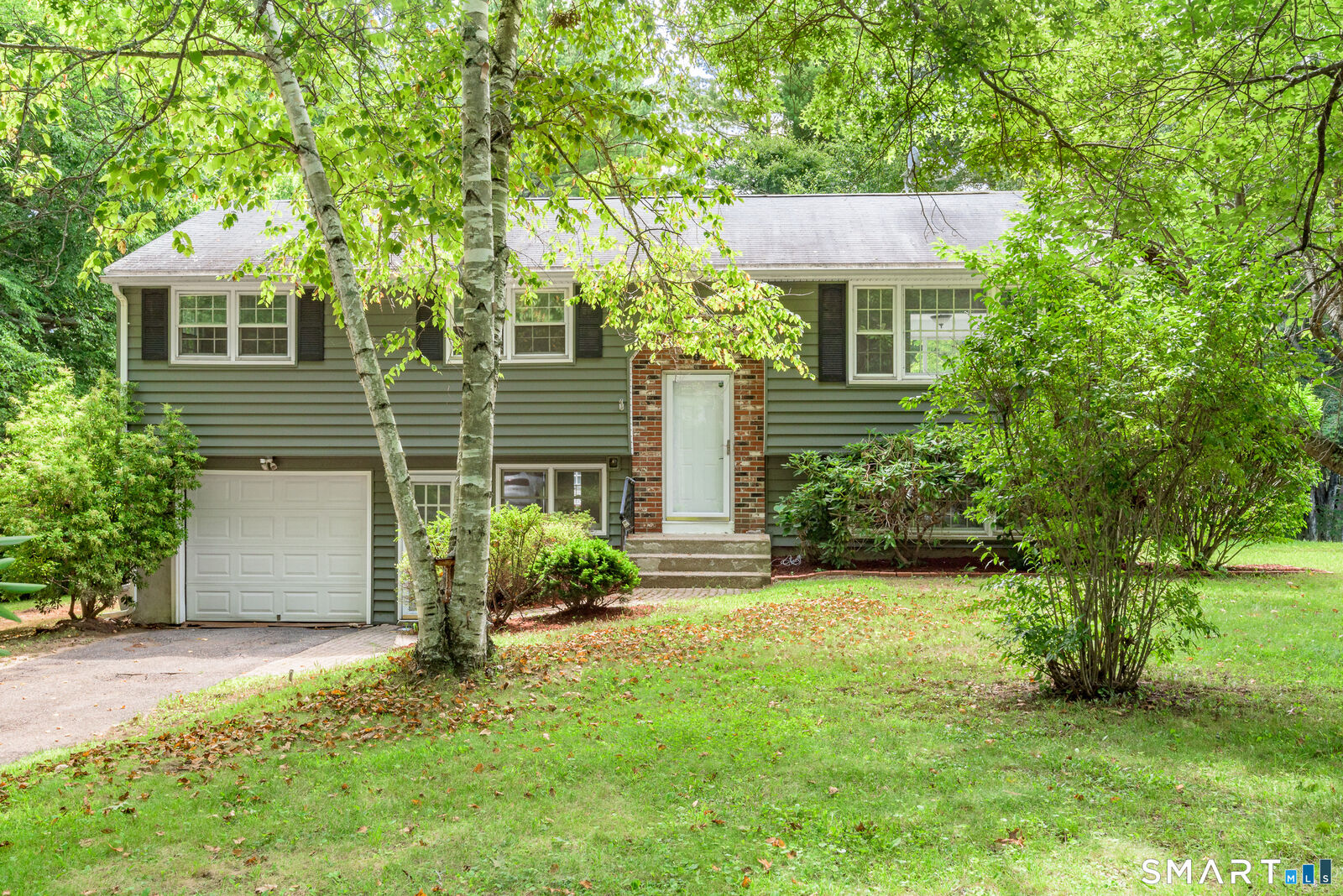 Property Photo:  20 Ridgewood Road  CT 06279 