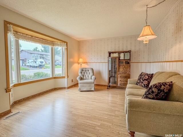 Property Photo: 385 Aspen Drive SK S9H 3Z8