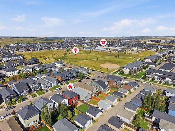 Property Photo: 275 Wyant Lane SK S7W 0L3