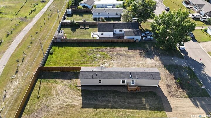Property Photo: 431 Park Avenue SK S0L 2N0