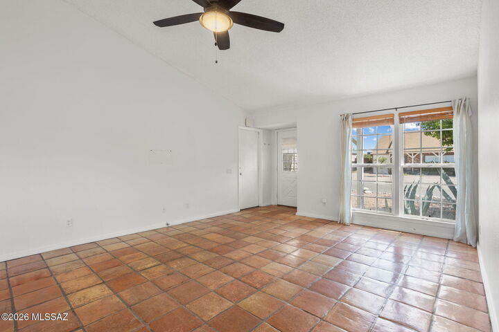 Property Photo:  4050 W Braemore Street  AZ 85742 