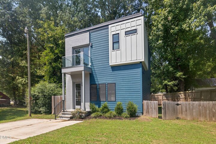 Property Photo:  310 Truce Street B  NC 27703 