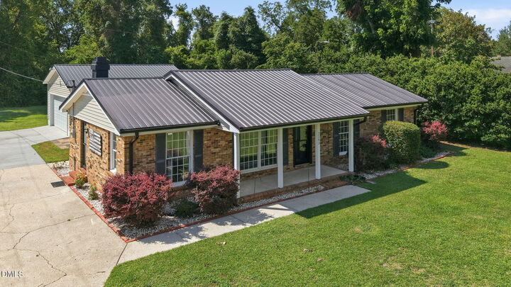 Property Photo:  2283 Turnpike Road  NC 28376 