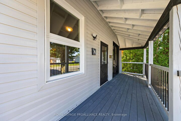 Property Photo: 141 Ontario Street ON L1A 2V5