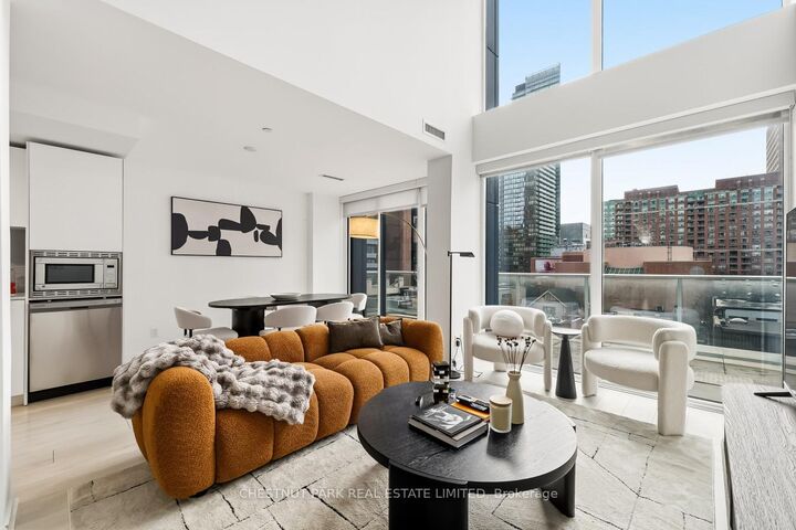18 Maitland Terrace 405 — photo 1
