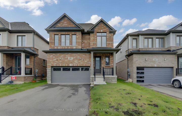 10 Mildred Gillies Street — photo 1