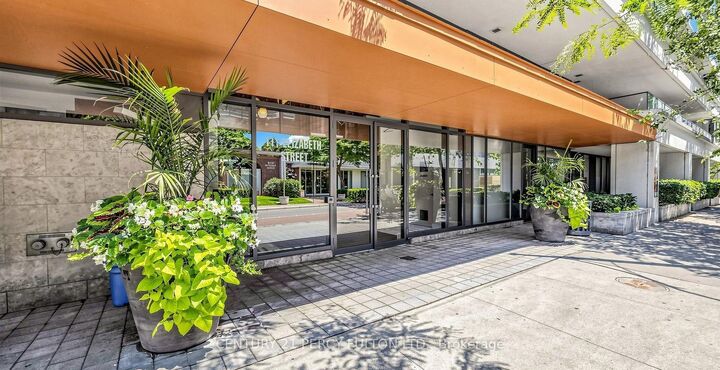Property Photo: 111 Elizabeth Street 1501 ON M5G 1P7