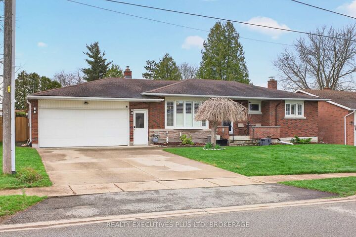 6410 Sherwood Road — photo 1