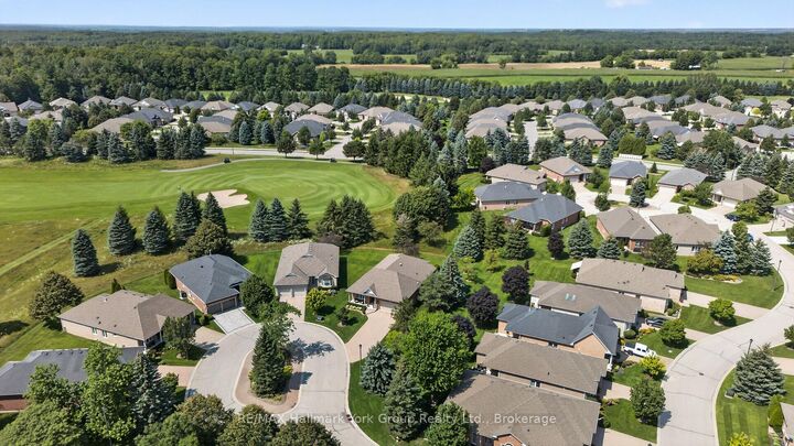Property Photo: 26 Hagen Hollow ON L4A 1N3