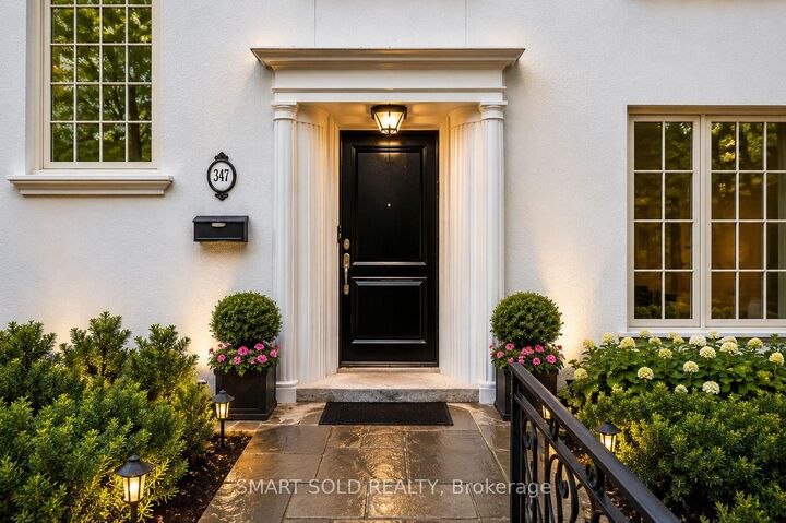 Property Photo: 347 Cortleigh Boulevard ON M5N 1R4