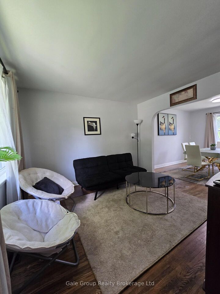 Photo de la propriété:  73 Bee Street  ON N4S 3Z2 
