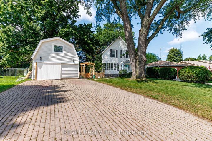Property Photo: 2791 Neptune Crescent ON L2J 3X4