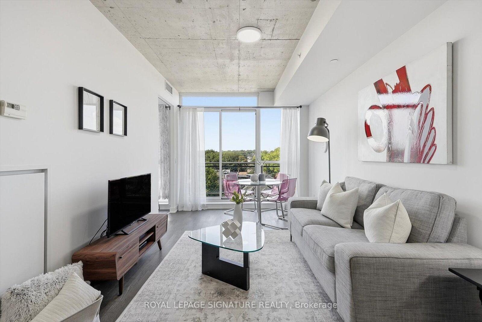 Property Photo:  1238 Dundas Street E 711  ON M4M 0C6 