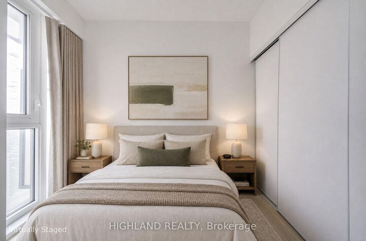 Property Photo: 3883 Quartz Road 2403 ON L5B 0M4