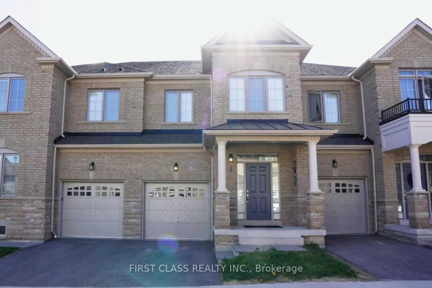 Property Photo:  11 Twinflower Lane  ON L4E 1E7 