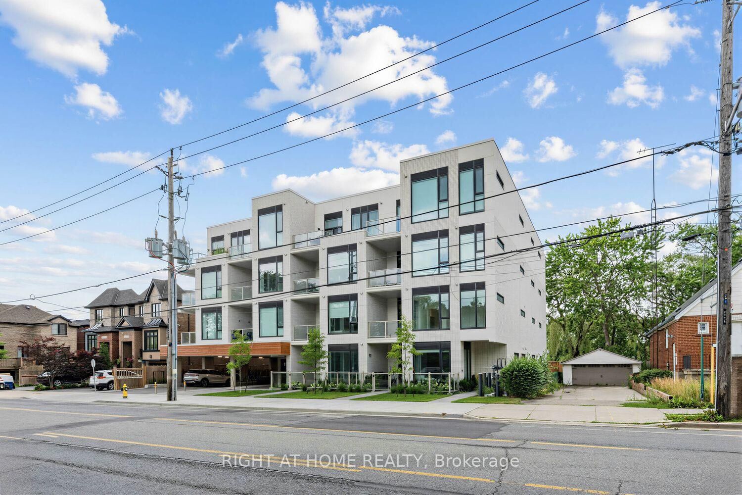 Property Photo: 722 Marlee Avenue 207 ON M6B 3J7