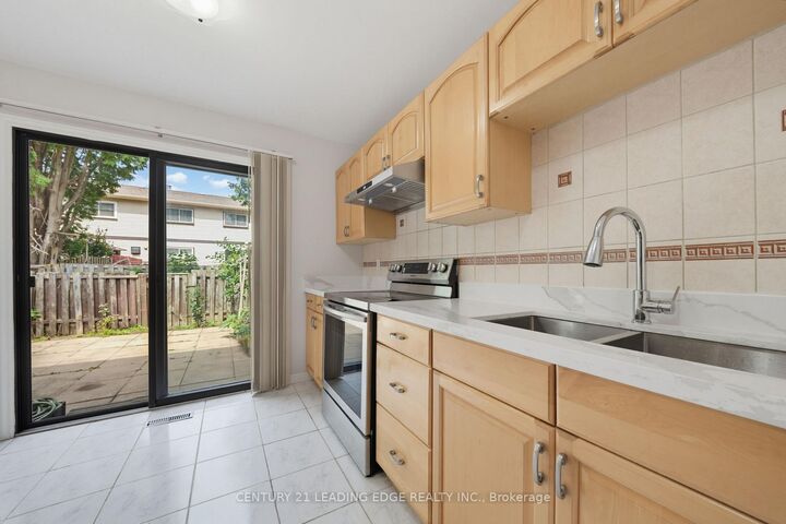 109 Phalen Crescent — photo 1