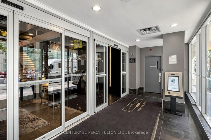 Property Photo: 210 Victoria Street 4106 ON M5B 2R3