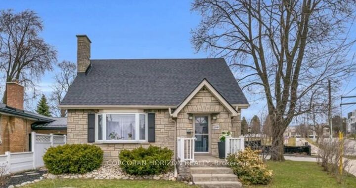Property Photo: 296 Weber Street E ON N2H 1G2