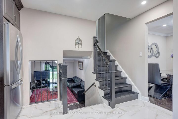 Property Photo: 71 Abell Drive S ON L6V 2W2