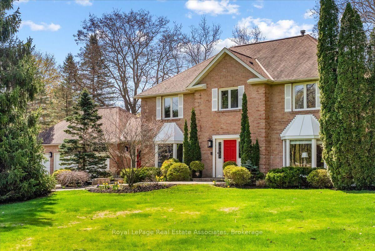 Property Photo: 4 Wolf Crescent ON L7E 0A7