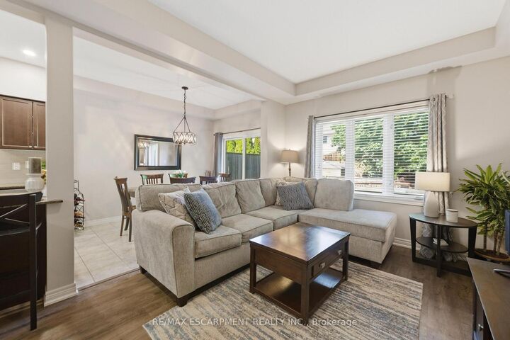 Property Photo: 6 Chestnut Drive 34 ON L3M 0C4
